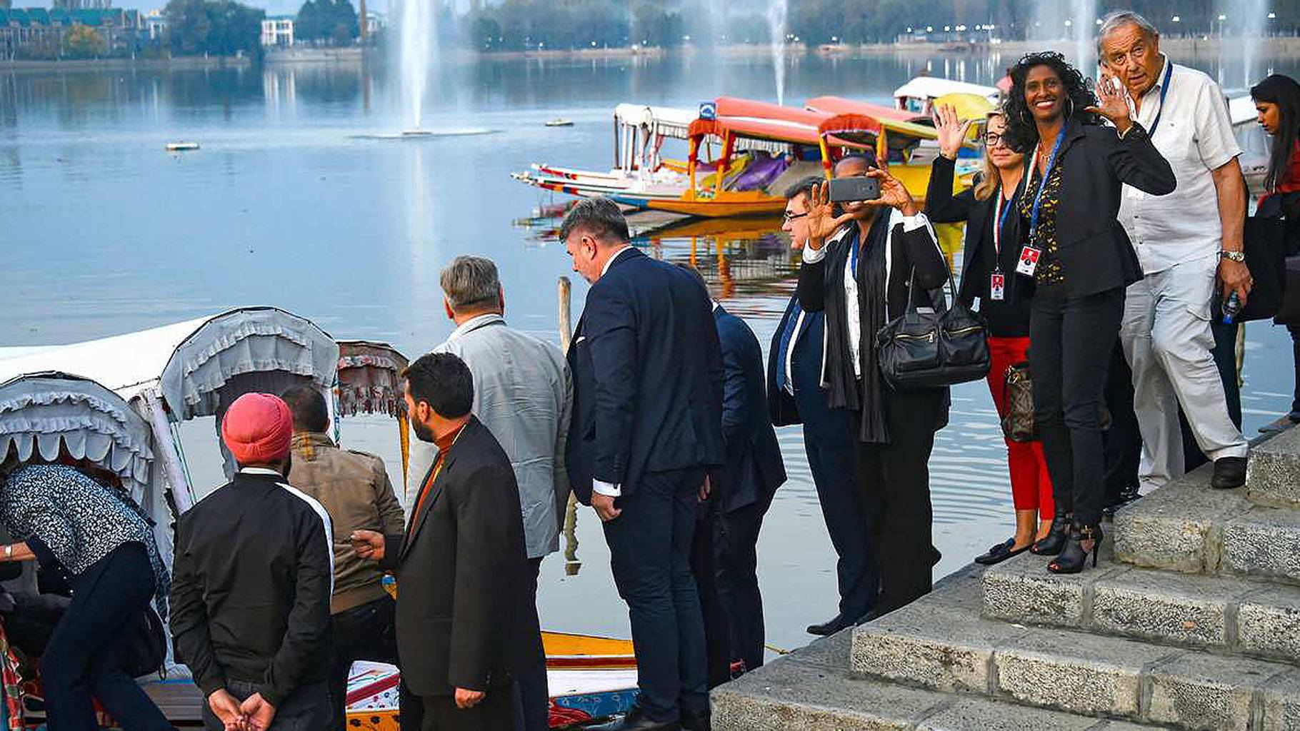 European delegation visits Occupied Kashmir