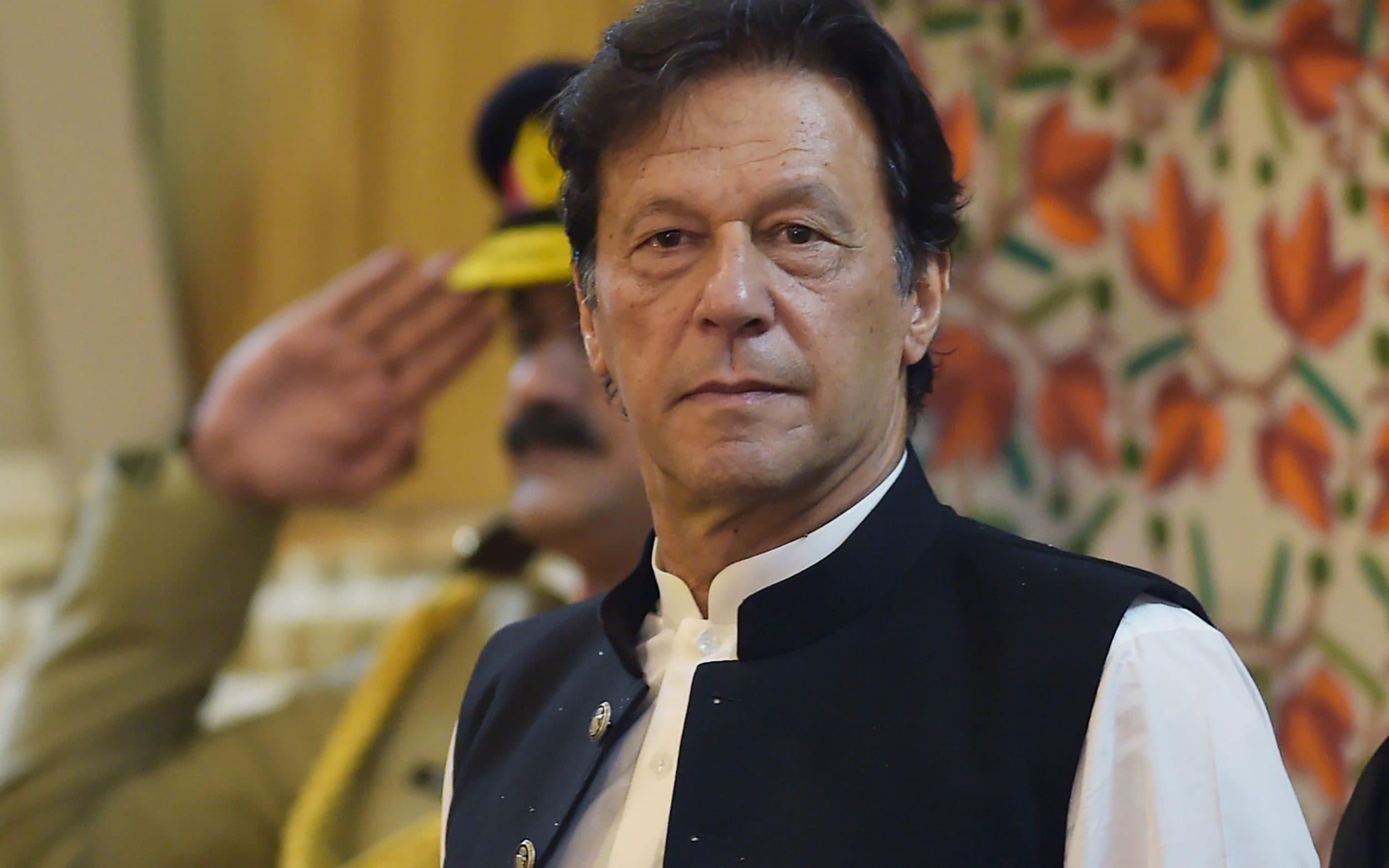 Imran Khan ready to resolve the issue with India through dialogue