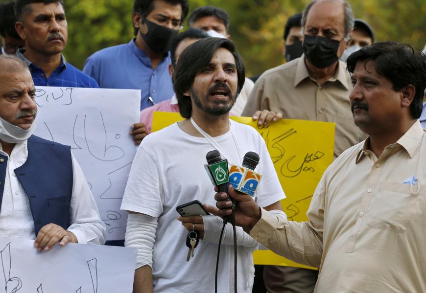 Pakistan: Escalating Attacks on Journalists